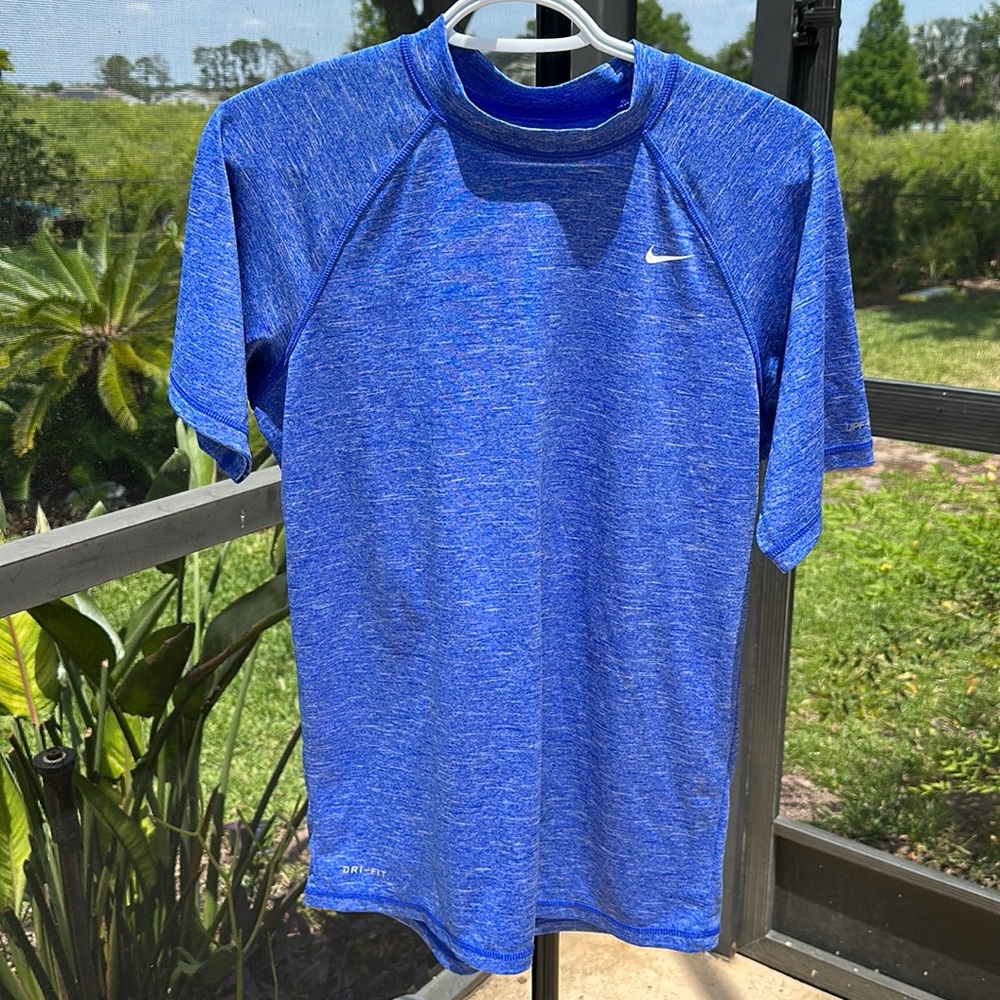 Nike Dri Fit Blue Short Sleeve Shirt UPF 40+ size small